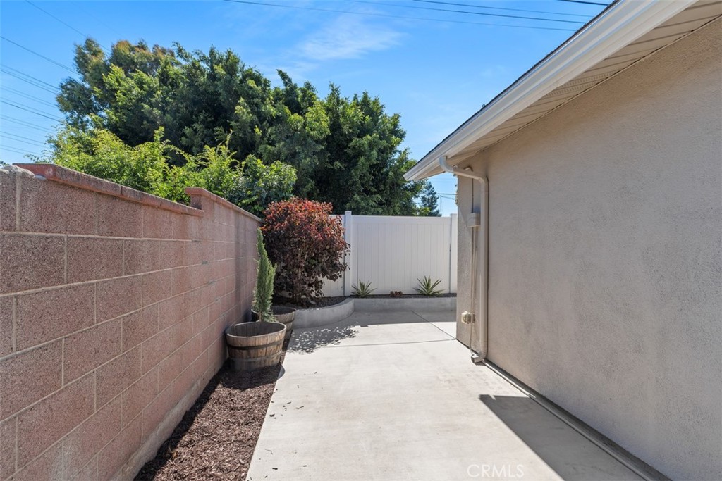 5337 Canehill Avenue Property Photo 34