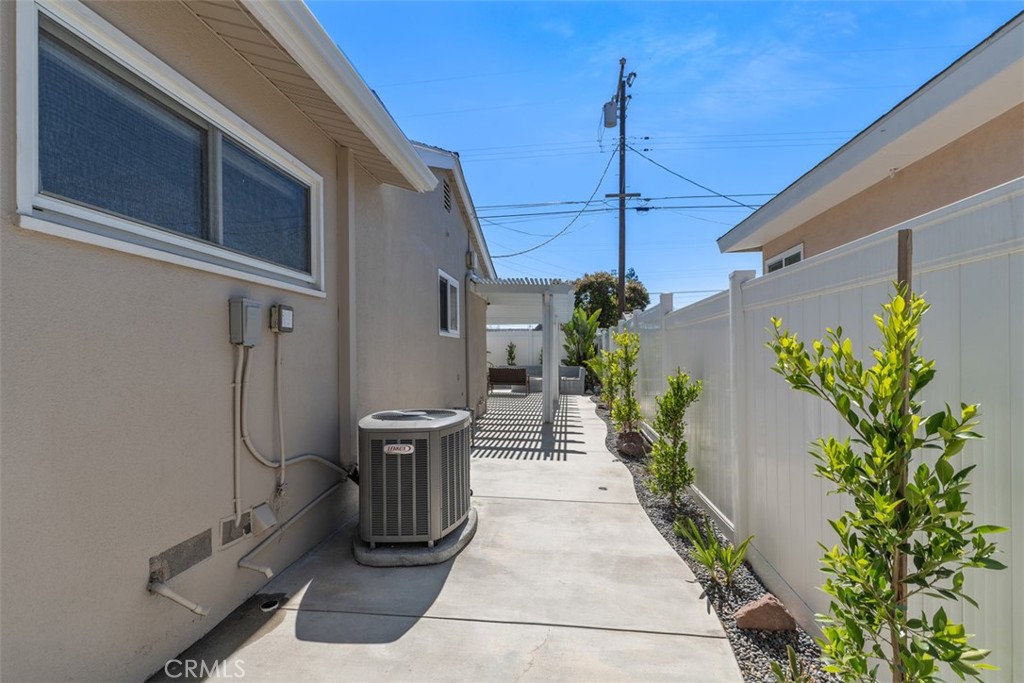 5337 Canehill Avenue Property Photo 36
