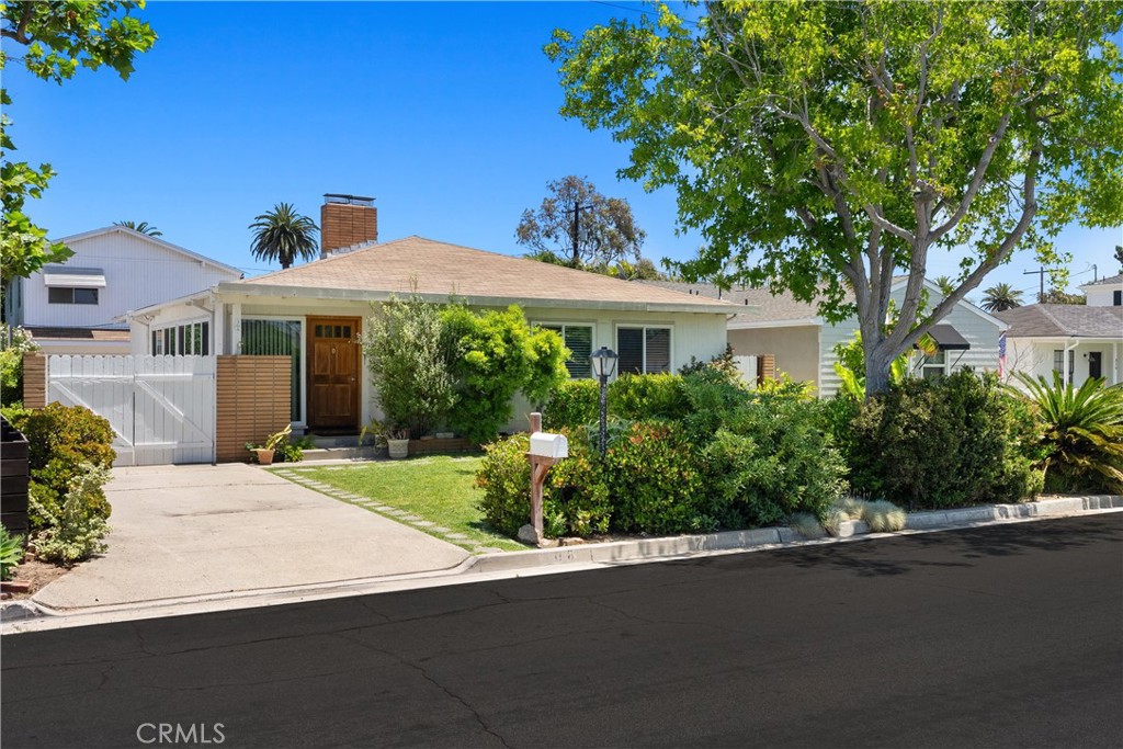 308 Flower Street Property Photo 2
