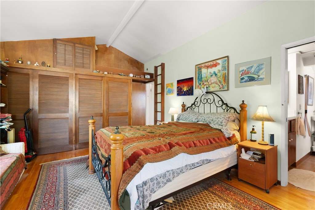 308 Flower Street Property Photo 35