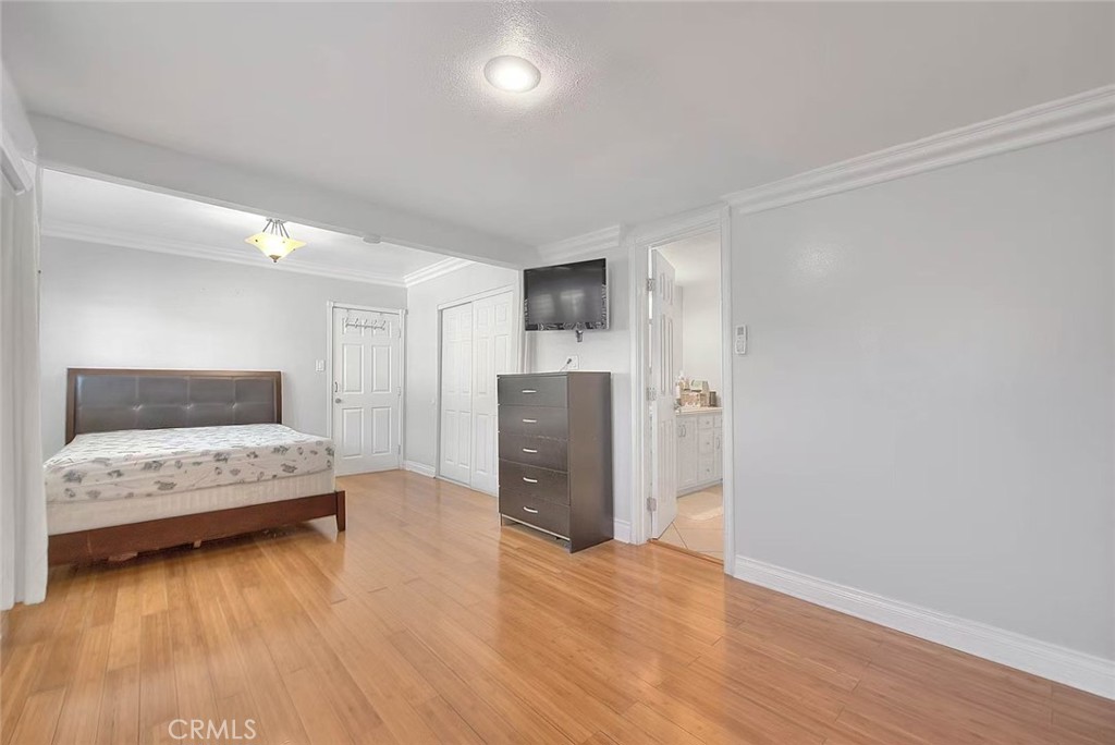 6442 Raymond Avenue Property Photo 11