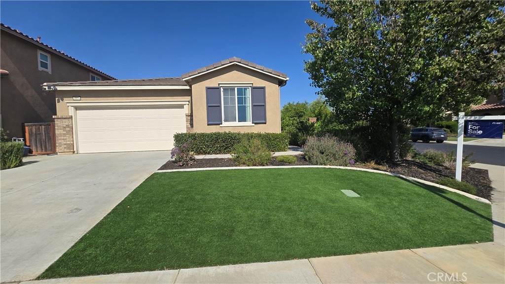 38854 Amateur Way Property Photo 1