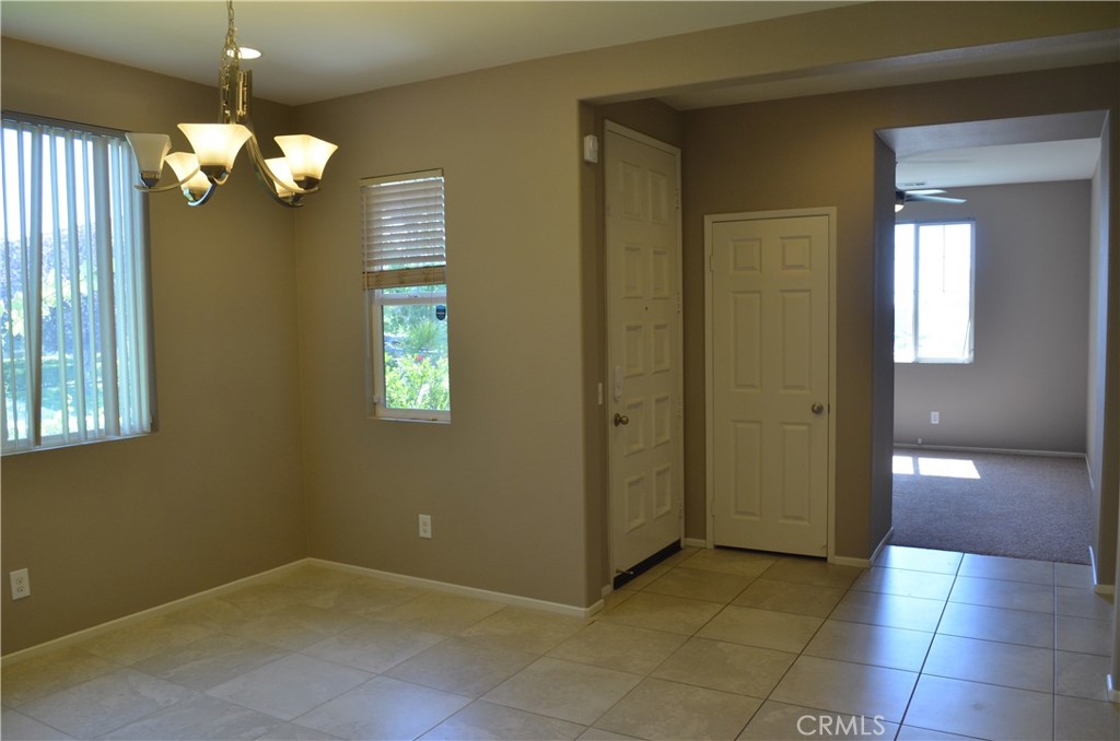 38854 Amateur Way Property Photo 5