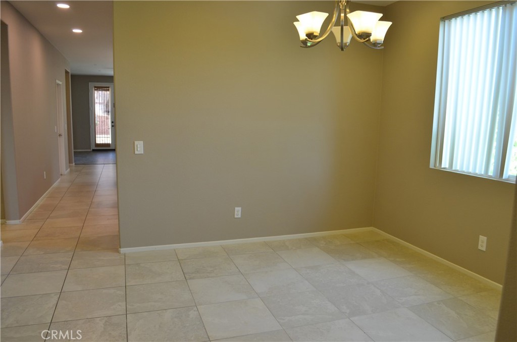 38854 Amateur Way Property Photo 6