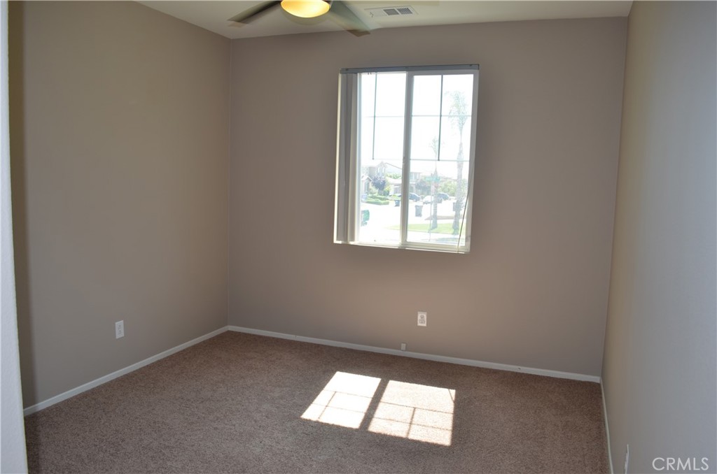 38854 Amateur Way Property Photo 27