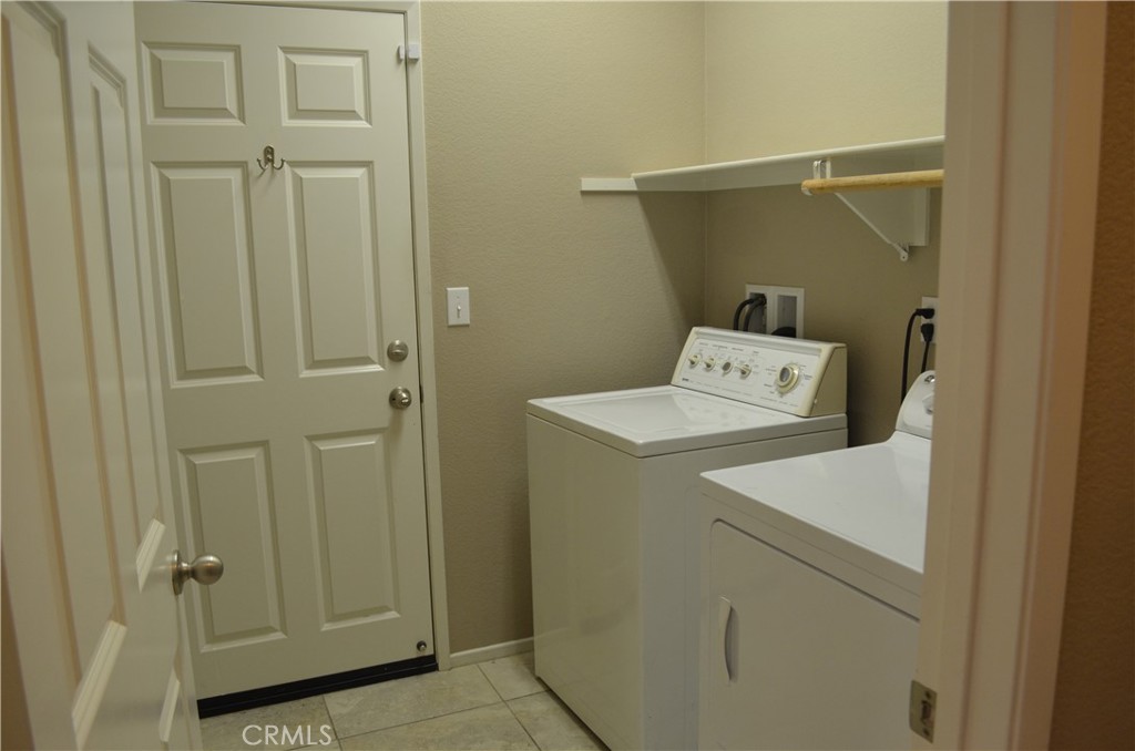 38854 Amateur Way Property Photo 31