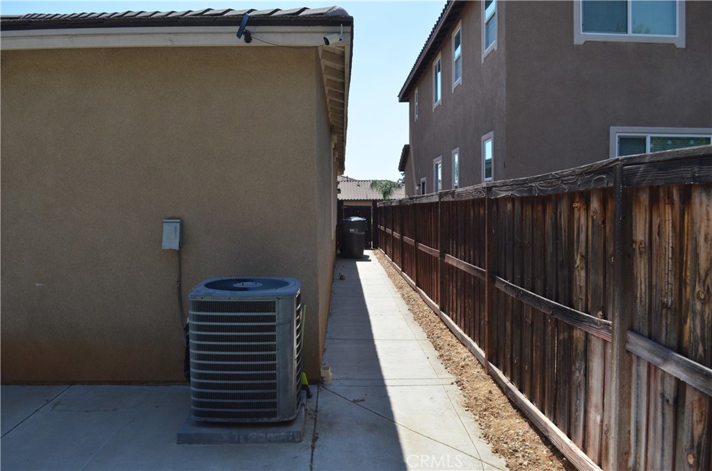 38854 Amateur Way Property Photo 37