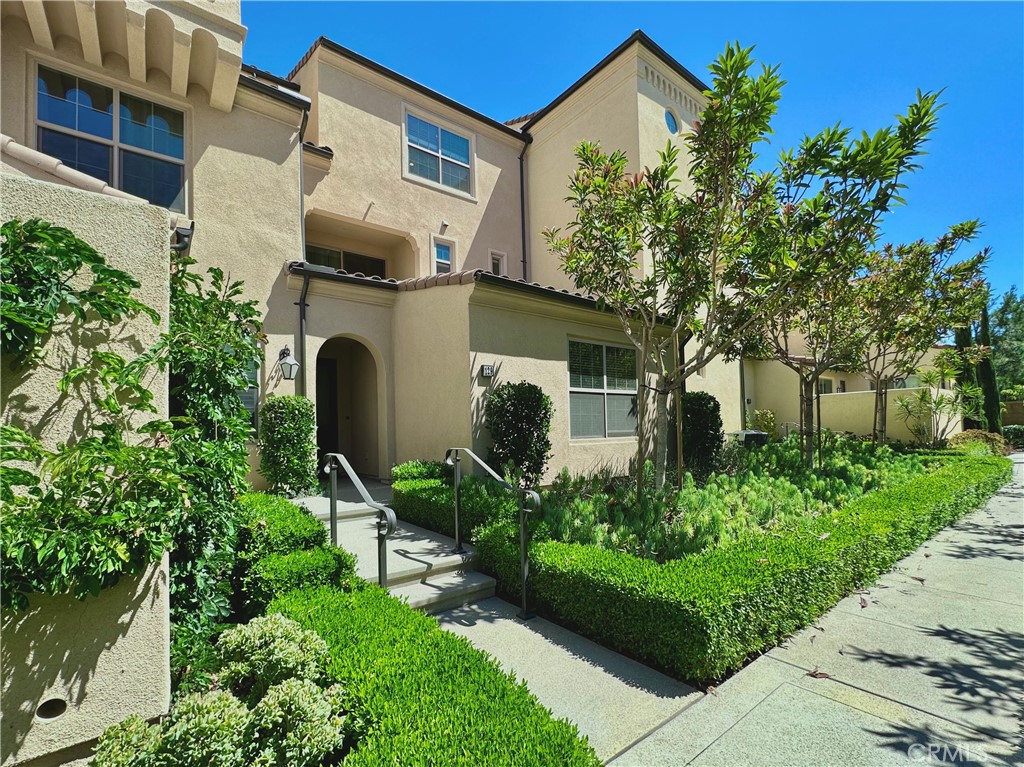 129 Briarberry Property Photo 1
