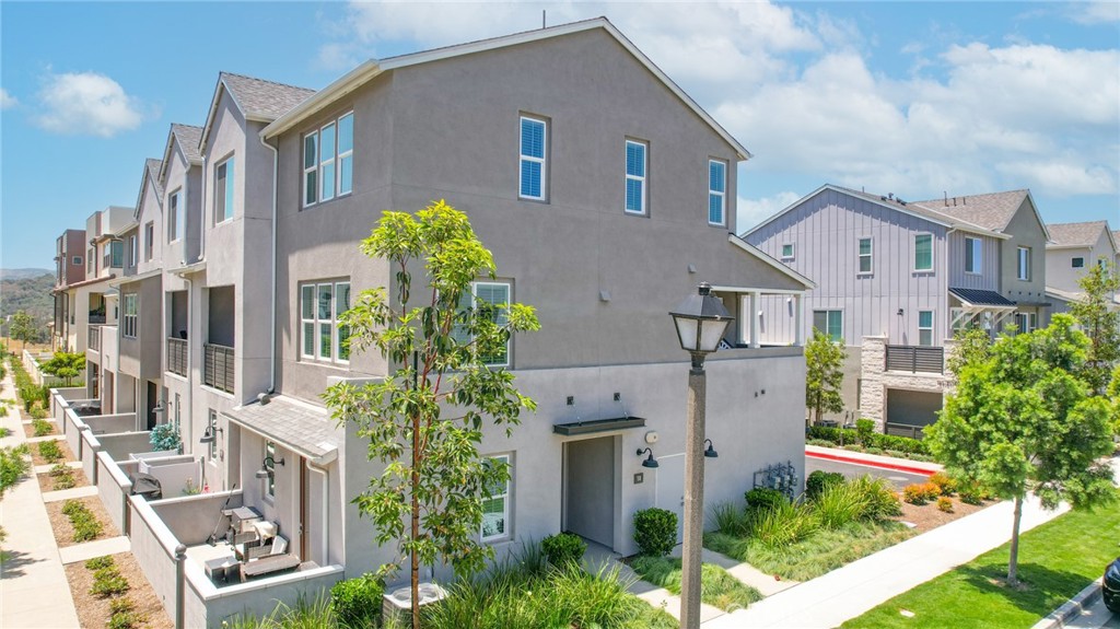 10 Wisteria Street Property Photo 1