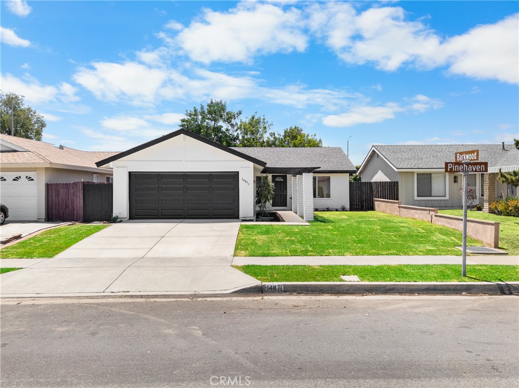 14871 Pinehaven Road Property Photo 2