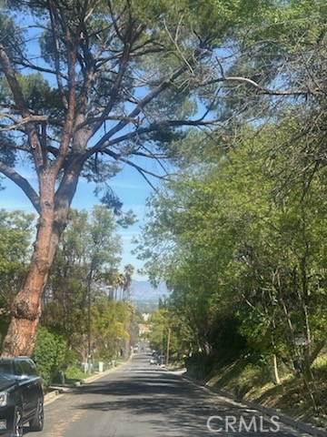 4551 Lindley Ave Property Photo 8