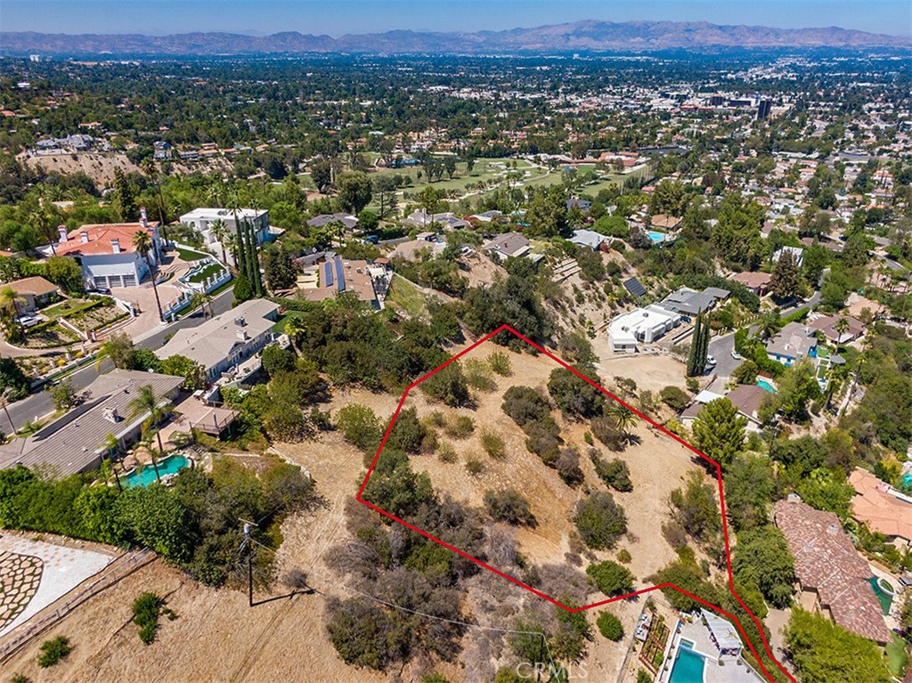 4551 Lindley Ave Property Photo 10