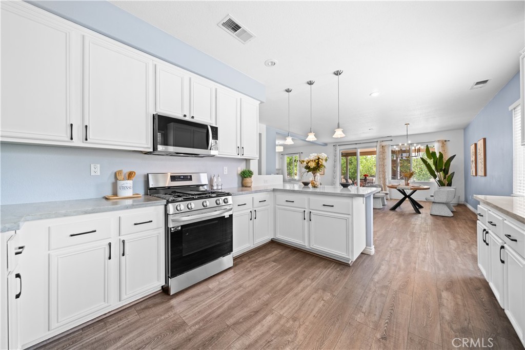 16472 Dartmoor Circle Property Photo 13