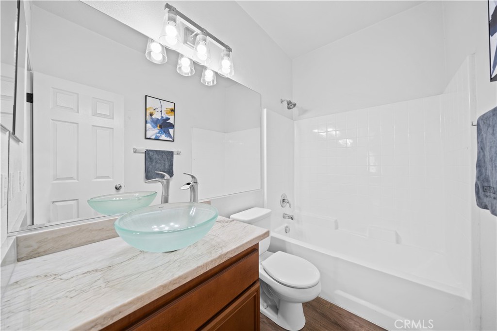 16472 Dartmoor Circle Property Photo 32
