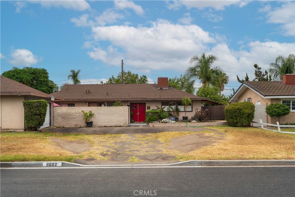 9692 Random Drive Property Photo 1