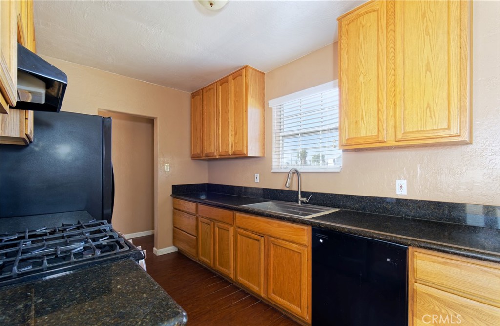 410 N Lovekin Boulevard Property Photo 3