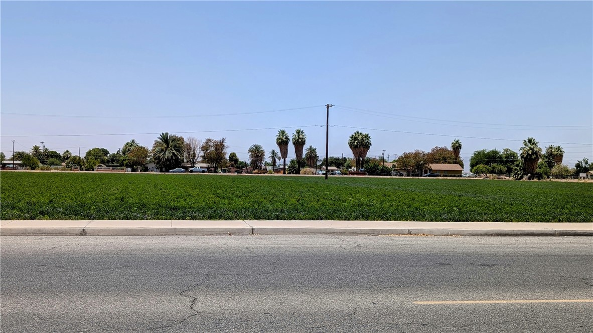 410 N Lovekin Boulevard Property Photo 10