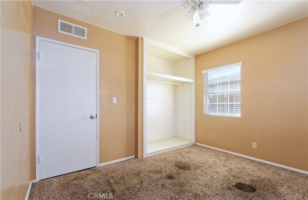 410 N Lovekin Boulevard Property Photo 10