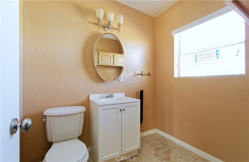 410 N Lovekin Boulevard Property Photo 13