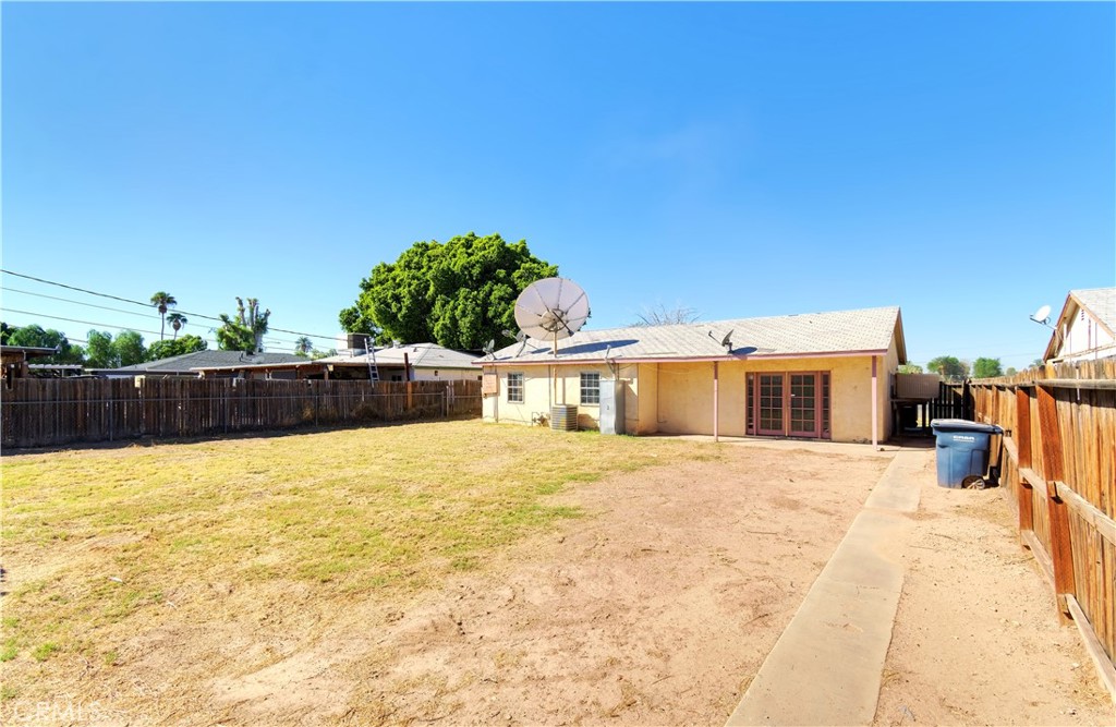410 N Lovekin Boulevard Property Photo 15