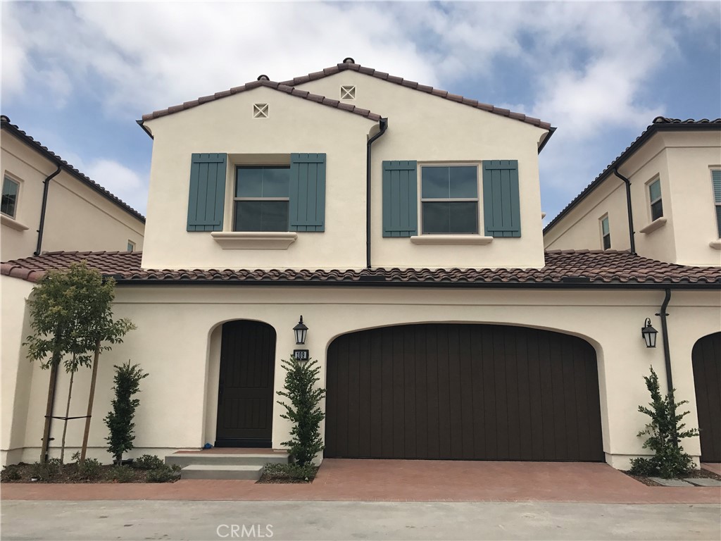109 Breakwater Property Photo 1