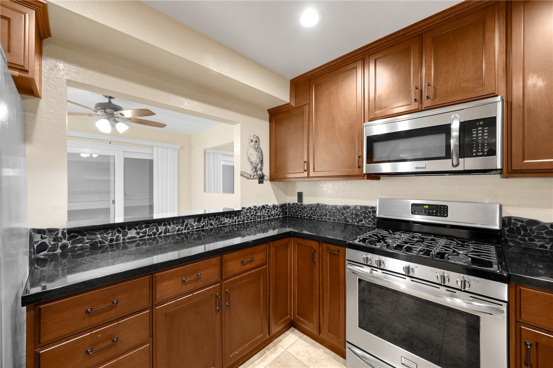 18389 Camino Bello Property Photo 10