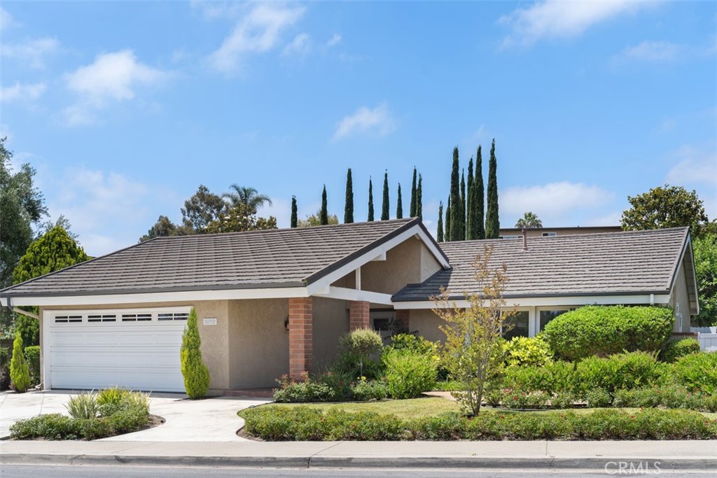 26932 La Sierra Drive Property Photo 1