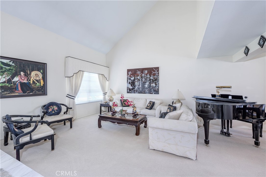 1936 W Cherry Drive Property Photo 1