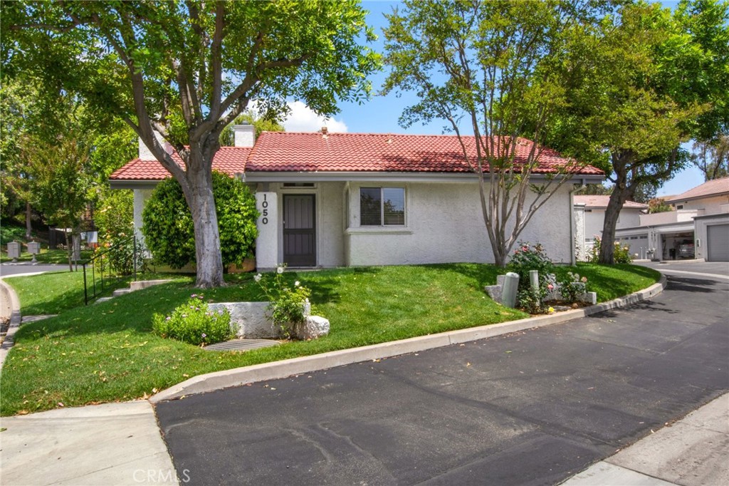 1050 Windmill Lane Property Photo 1