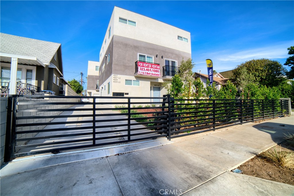 4559 Pickford St Street 4559 1/2 Property Photo 1