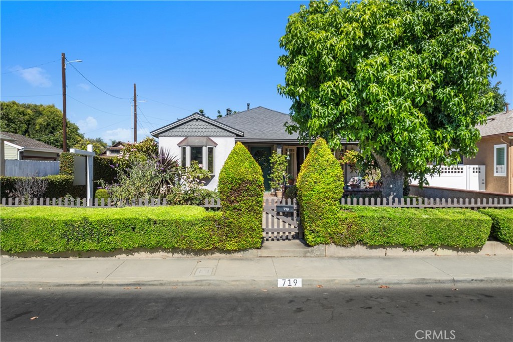 719 S Amstutz Avenue Property Photo 1