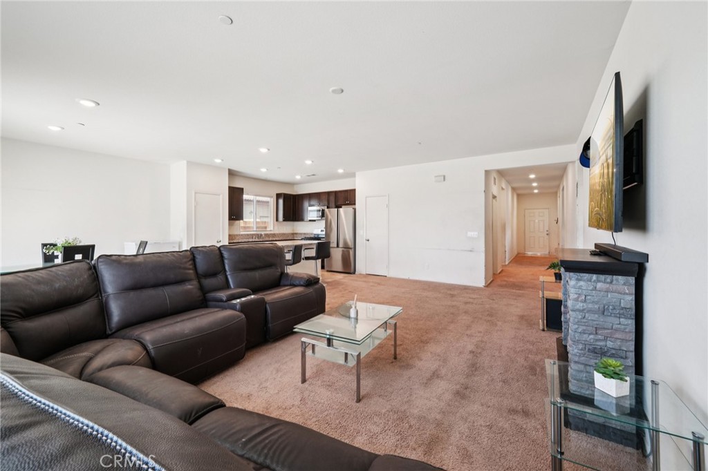 11556 Alisa Drive Property Photo 4