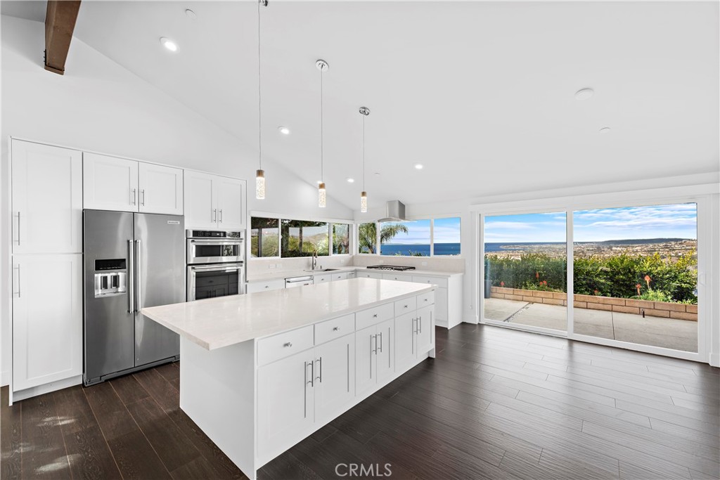 701 Avenida Presidio Property Photo 1