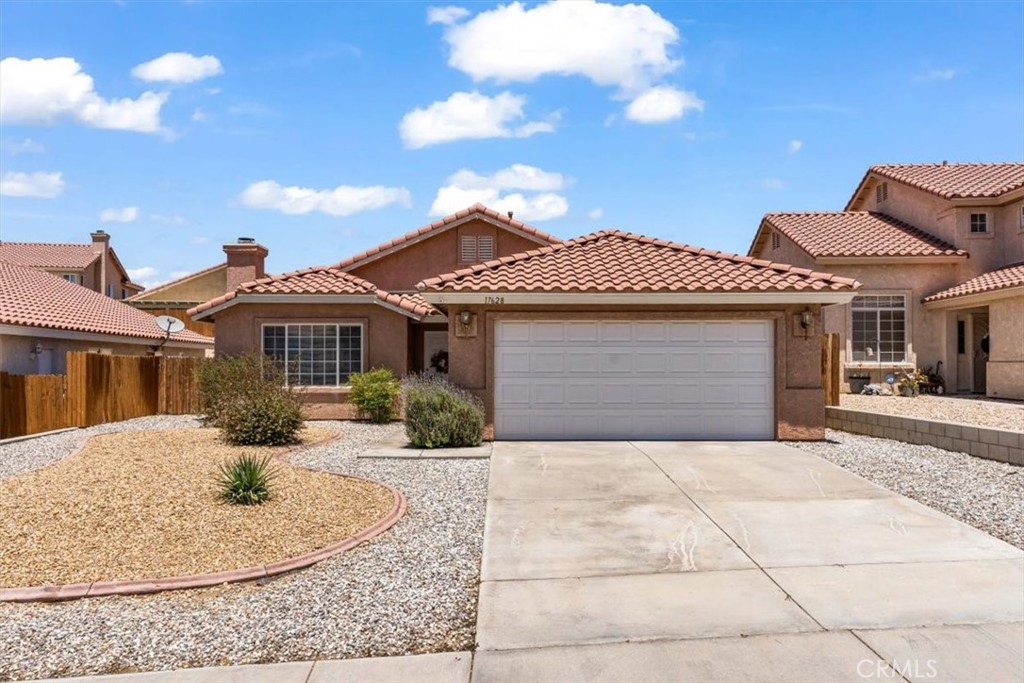 17628 Landis Drive Property Photo 1