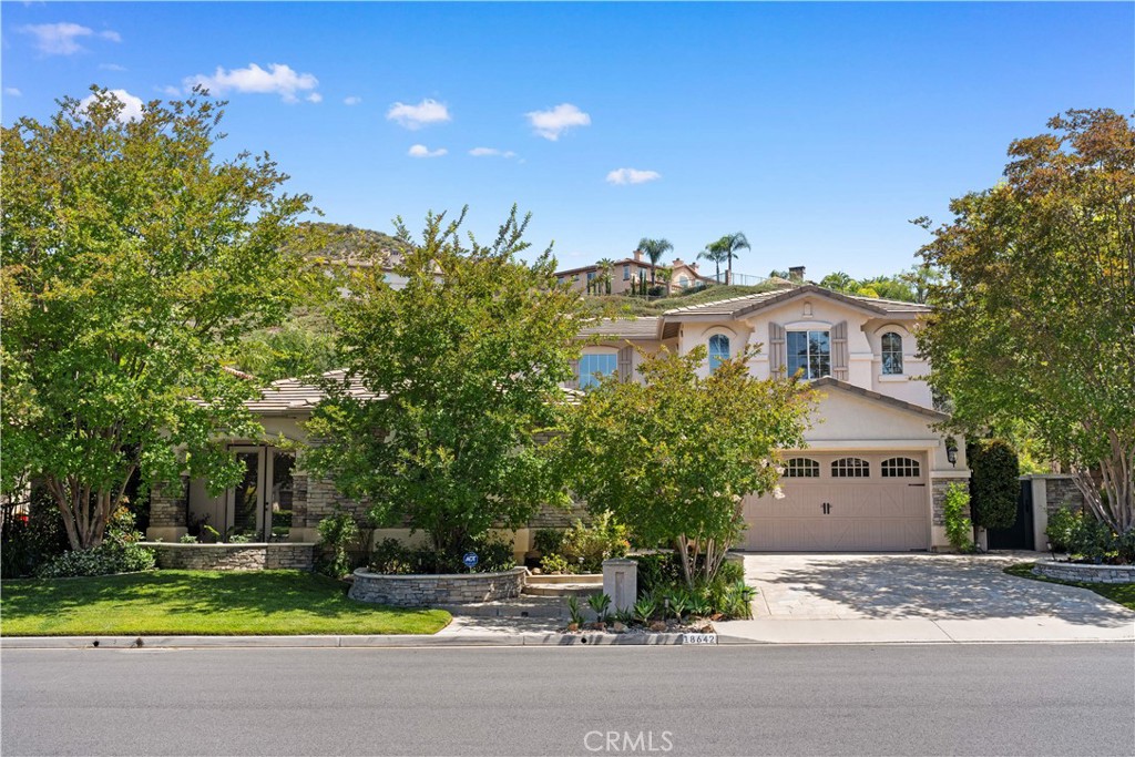 18642 Topanga Canyon Road Property Photo 1