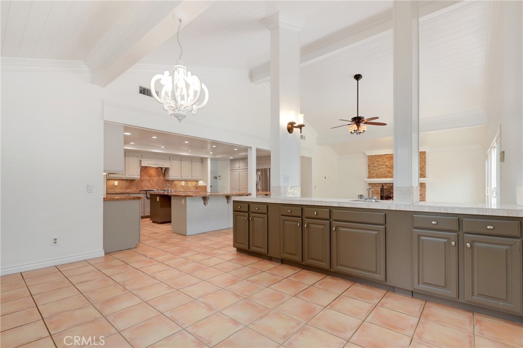 10702 Beechwood Drive Property Photo 14