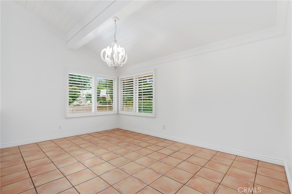 10702 Beechwood Drive Property Photo 15
