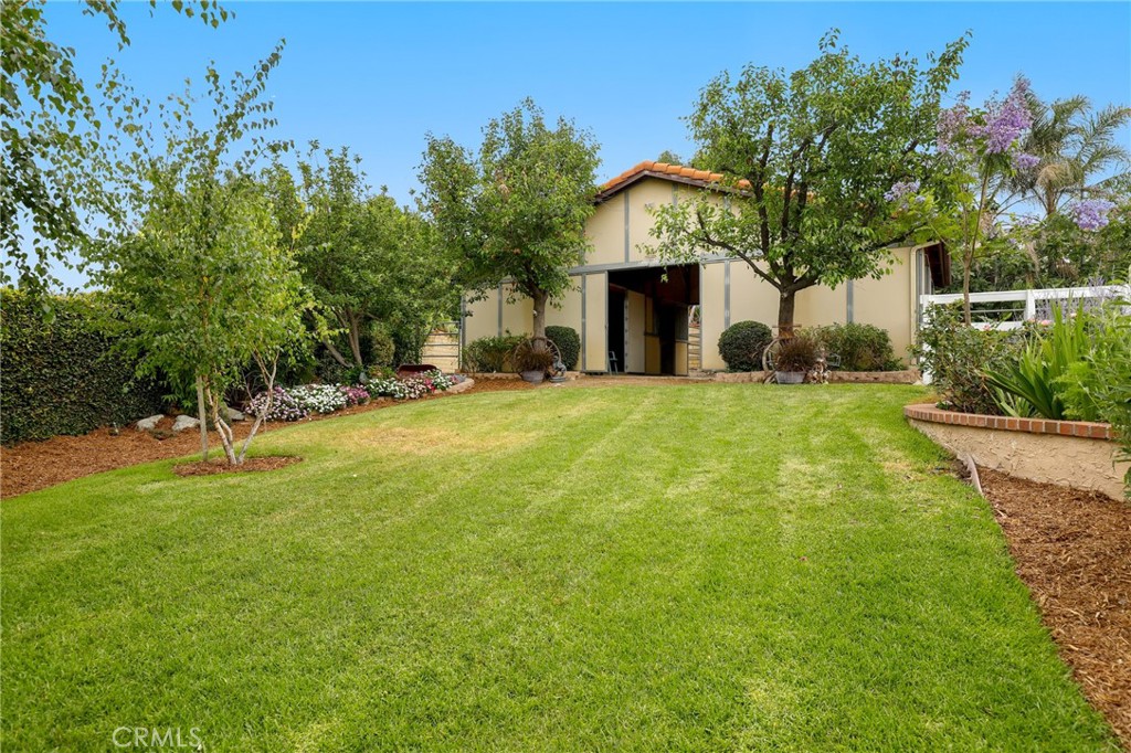 10702 Beechwood Drive Property Photo 40