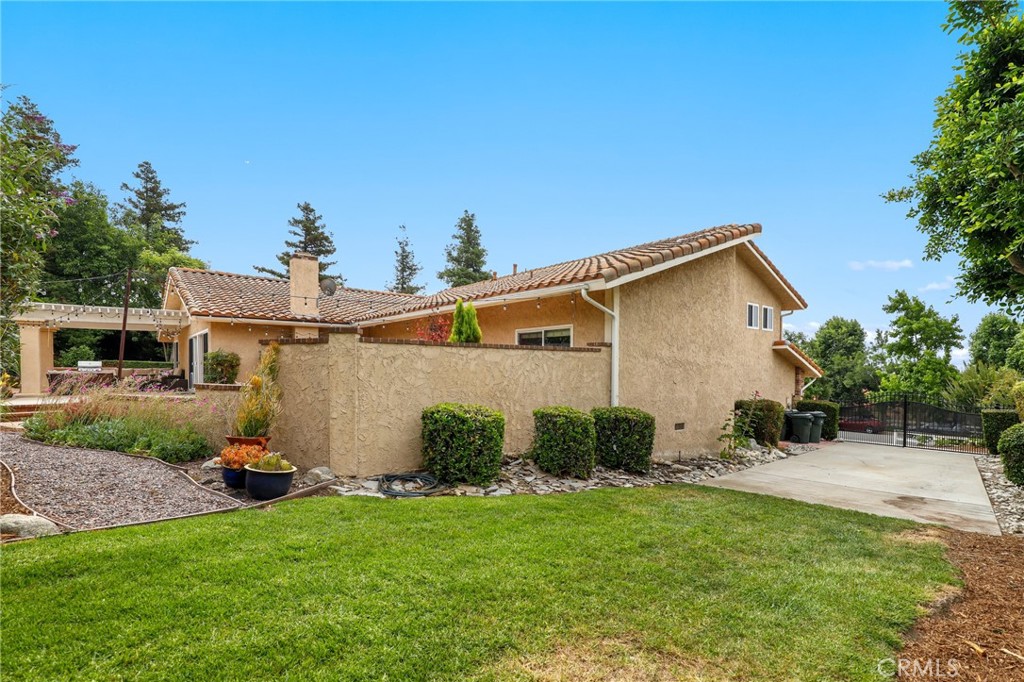 10702 Beechwood Drive Property Photo 46