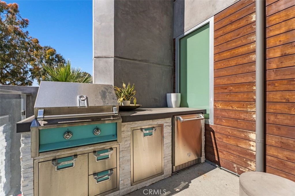 3306 Via Oporto Property Photo 8