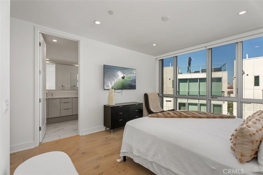 3306 Via Oporto Property Photo 21