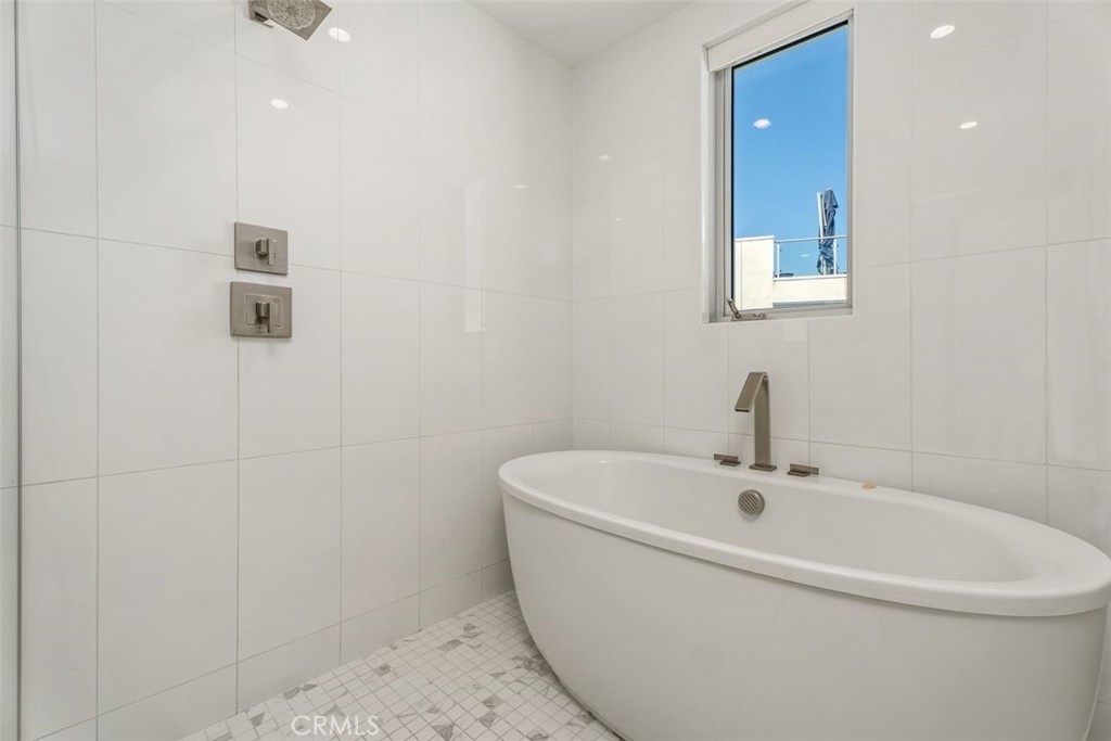 3306 Via Oporto Property Photo 24