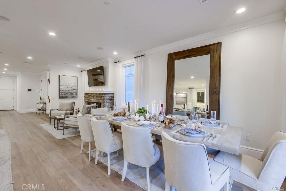 1508 E Balboa Boulevard Property Photo 4