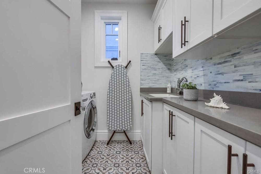 1508 E Balboa Boulevard Property Photo 10