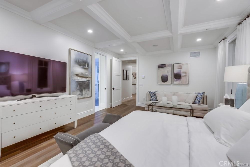 1508 E Balboa Boulevard Property Photo 17