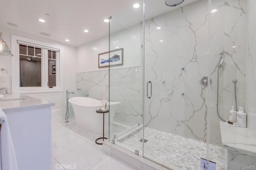 1508 E Balboa Boulevard Property Photo 22