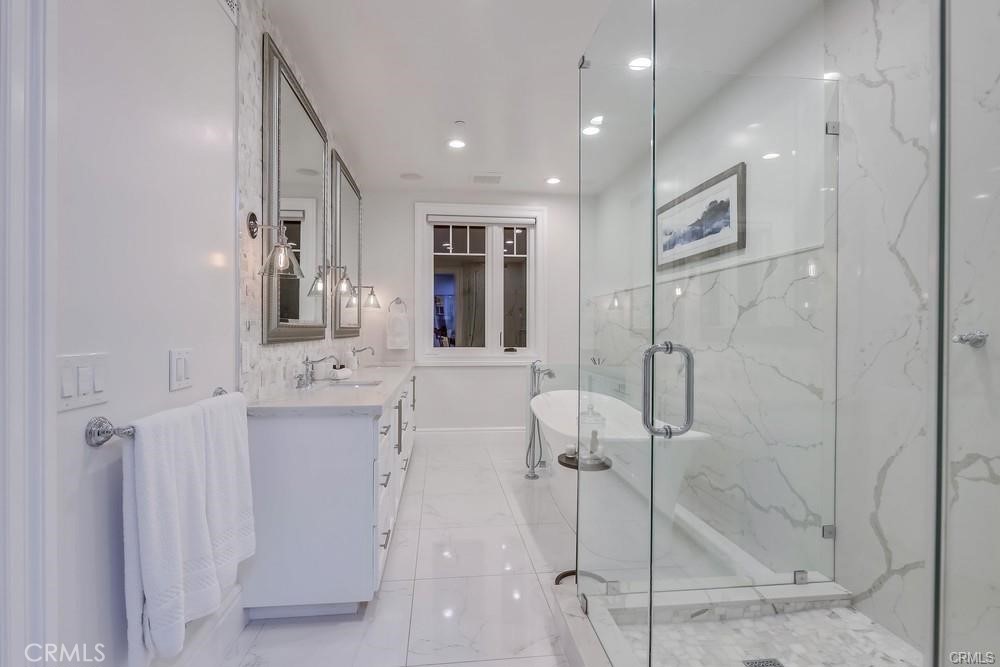 1508 E Balboa Boulevard Property Photo 23