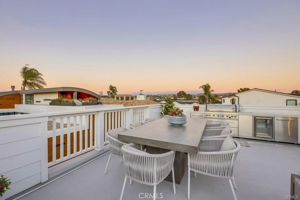 1508 E Balboa Boulevard Property Photo 44