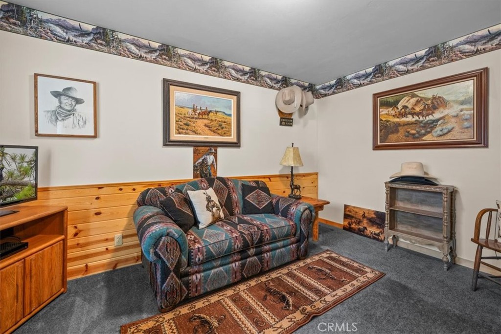 137 Pinon Place Property Photo 11