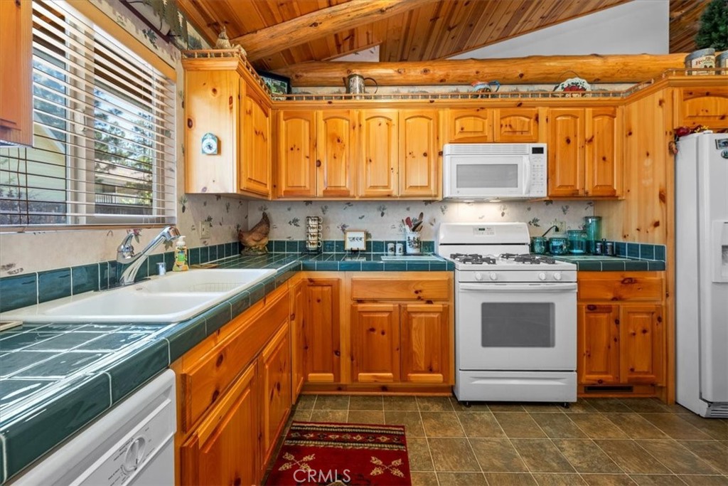 137 Pinon Place Property Photo 21